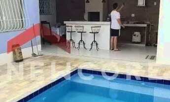 Imagem: Casa de condomínio em Rua Dona Bela - Bela