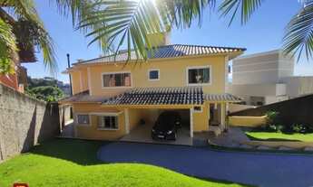 Imagem 2: Casa à venda c/ 4D(1 suíte master) 282m2 privativos, no Morro da Cruz, Centro, Floripa