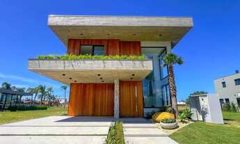 Imagem 2: Residência Exclusiva com Vista Privilegiada