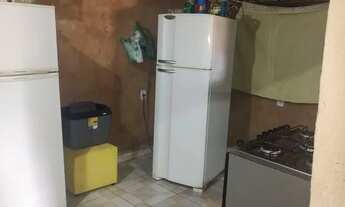 Imagem 5: Casa em rua tranquila, próximo a comércios