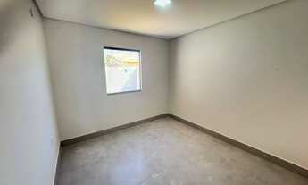 Imagem 7: Casa Aconchegante no Bairro Santo Amaro - 3 Quartos, Garagem e Excelente Localização