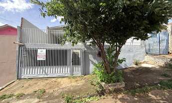 Imagem 2: CASA À VENDA NO N.H. DOM ROMEU ALBERT EM APUCARANA