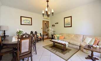 Imagem 2: CASA SEMIMOBILIADA COM 3 QUARTOS 1 SUÍTE E VAGA PARA 4 CARROS NA TRINDADE FLORIANÓPOLIS