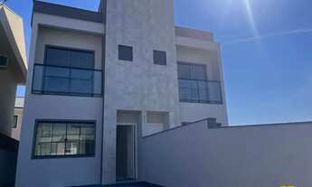 Imagem: LINDO SOBRADO À VENDA 02 SUÍTES - BELA