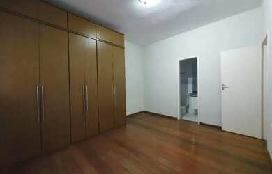 Imagem 15: Casa com 4 Quartos para alugar, 170 m² por R$ 5.500/mês - Paineiras - Juiz de Fora/MG