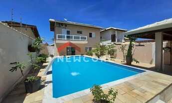 Imagem: Sobrado em Rua Particular - Jardim Beira