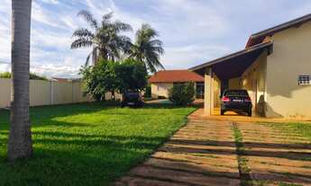 Imagem 2: VENDE-SE CASA Casa com 4 dormitórios