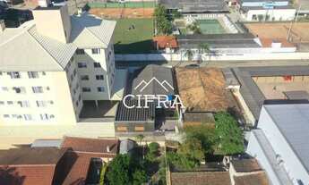 Imagem 5: Casa de Alvenaria - Venda - 06 quartos - 200m2 - Investimento - Oportunidade - Travessa Er