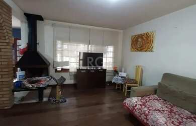 Imagem 2: Casa para Venda - 262.02m², 3 dormitórios, sendo 1 suites, 6 vagas - Auxiliadora