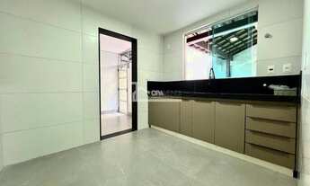 Imagem 4: Casa Duplex à Venda em Condomínio no Santa Amélia, 3 Quartos (1 Suíte), 2 Vagas