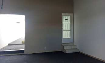 Imagem 2: ALUGA-SE CASA NO JD. TROPICAL