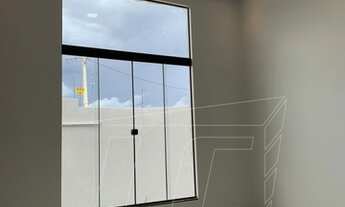 Imagem 4: Casa para venda possui 290 metros quadrados com 3 quartos - Caldas Novas GO