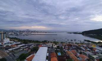 Imagem 7: Oportunidade! Apartamento com 3 Suítes finamente mobiliado com vista mar na Beira Rio!