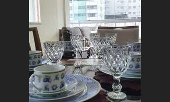 Imagem 7: Apartamento para venda possui 88 metros quadrados com 2 quartos em Meia Praia - Itapema