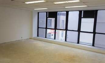 Imagem 2: 1 Mês de Aluguel Grátis! Imperdível! Sala comercial em Botafogo na Rua Voluntários da Pátr