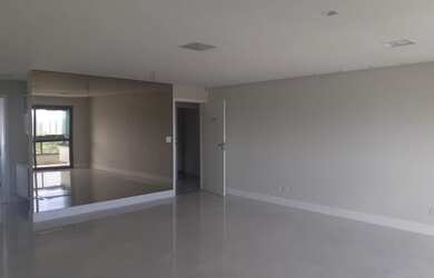 Imagem 3: VENDO APARTAMENTO 3 SUÍTES, ANDAR ALTO, EM FRENTE A SEMENTEIRA&gt