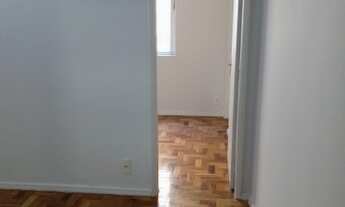 Imagem 2: Apartamento reformado para venda no Bairro de Fátima ao lado praça 40 metros quadrados co