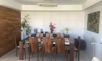 Imagem 2: Apartamento de 205 m2, 4 quartos, 3 suítes, nascente na Tamarineira