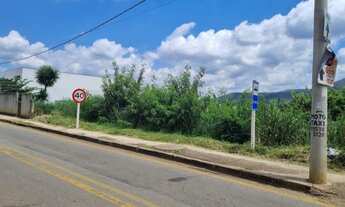 Imagem: Lote a venda na marginal da MG050 em Mateus