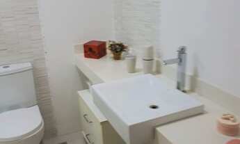 Imagem 5: 3 quartos , 2suítes, 2 garagens. varandão com vista mar e lagoa