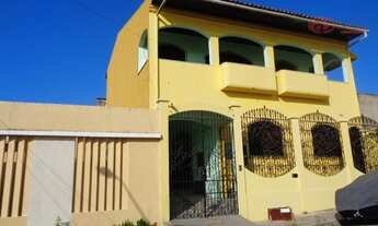 Imagem: Casa com 7 dormitórios à venda, 200 m²