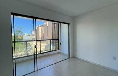 Imagem 2: Apartamento de frente com sacada Ref.:AP1750