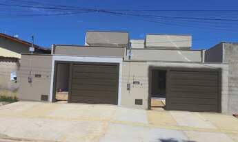 Imagem 2: Casa com 03 quartos (1suite), 4 vagas de garagem, área gourmet; JD Itaipu - Ap. de Goiânia