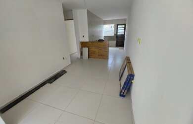 Imagem 3: JN) Casas individuais em rua pavimentada de Pau Amarelo, 2 e 3 qtos!