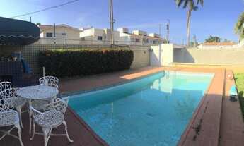 Imagem 3: JN) Casa grande com piscina, rua pavimentada, pode financiar!