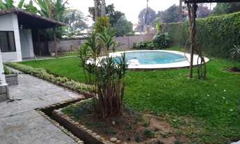 Imagem 2: Casa para venda com 800 metros quadrados com 3 quartos em Carlos Guinle - Teresópolis - RJ