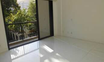 Imagem 1: Apartamento para venda possui 109 metros quadrados com 2 quartos em Botafogo - Rio de Jane