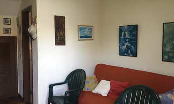 Imagem 4: Oportunidade casa com pequeno quintal com 03 vagas de garagem