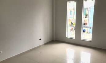 Imagem 7: Sobrado com 108 metros quadrados com 3 quartos em Uvaranas - Ponta Grossa - PR