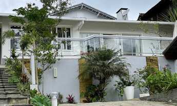 Imagem 3: Casa independente com 3 quartos sendo 1 suíte no Comary - Teresópolis/ RJ