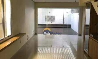 Imagem 2: Sobrado em condomínio fechado em frete do campo de golf