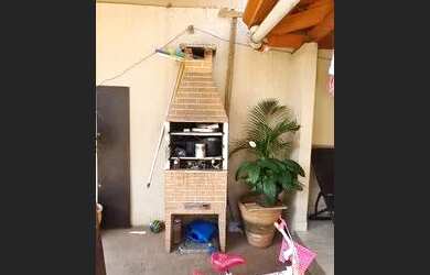 Imagem 6: Imóvel comercial para venda possui 300 m² com 3 quartos