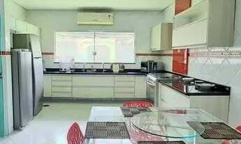 Imagem 5: Casa para aluguel possui 702 metros quadrados com 4 quartos em Ponta Negra - Manaus - AM