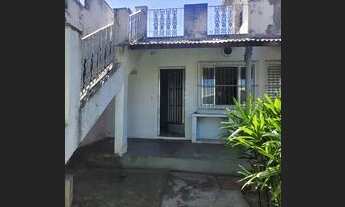 Imagem 2: Aluga-se edícula para moças(máximo 2), senhoras ou casal sem filhos