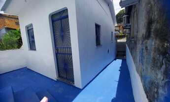 Imagem 2: ALUGO CASA COM 3 QTOS. SENDO UMA SUITE INDEPENDENTE NOS FUNDOS