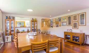 Imagem 5: Casa Térrea com 5 Dormitórios e 6 Vagas em Alto de Piheiros