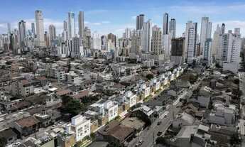 Imagem 7: VILLÁGIO IPÊ Casa com 3 dormitórios