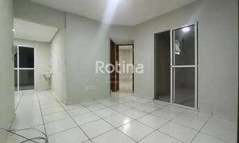 Imagem 2: Apartamento para alugar, 2 quartos, 1 vaga, Jardim das Palmeiras - Uberlândia/MG - R$ 950