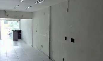 Imagem 3: Ponto comercial para aluguel possui 35 m² por tras do CCAB Sul em Capim Macio - Natal - RN