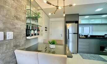 Imagem 5: Excelente apartamento mobiliado decorado na Navegantes, composto por 1 dormitório com box