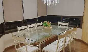 Imagem 2: Apartamentos com 4 suítes completas com armários embutidos e varanda, localização privileg