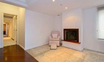 Imagem 2: São Paulo - Apartamento Padrão - Panamby