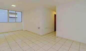 Imagem 2: Apartamento com 3 dormitórios (1suíte), sala ampla para 2 ambientes, 1 banheiro social, 1