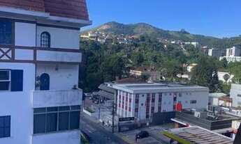 Imagem 2: Excelente apartamento à venda, todo reformado em prédio histórico!