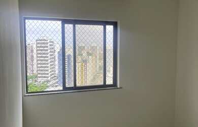 Imagem 2: Apartamento para aluguel possui 99 metros quadrados com 3 quartos em Armação - Salvador