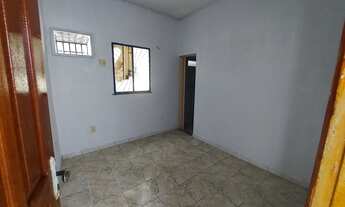 Imagem 5: ALUGO CASA COM 3 QTOS. SENDO UMA SUITE INDEPENDENTE NOS FUNDOS